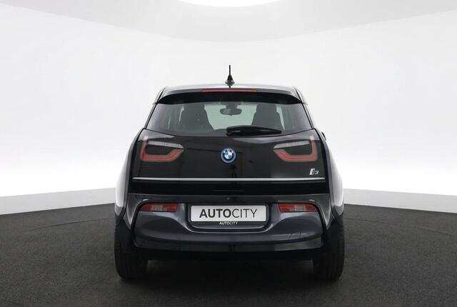 BMW i3 Executive Edition 120Ah 42 kWh l SOH 98% l Panoramadak | Harman Kardon | Adaptive Cruise – foto 4