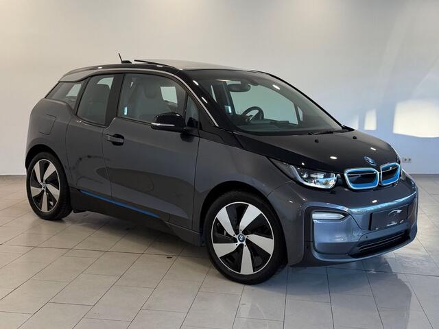 BMW i3 120Ah 42 kWh ** LED, NAVI+, PANORAMA, SPEGEL- PACK, VERW. ST, 19-inch LMV ** 1e EIG - UNFALLFREI ** ** INFORMEER OOK NAAR ONZE AANTREKKELIJKE FINANCIAL-LEASE TARIEVEN **