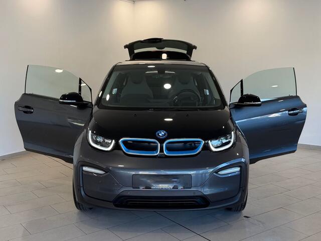 BMW i3 120Ah 42 kWh ** LED, NAVI+, PANORAMA, SPEGEL- PACK, VERW. ST, 19-inch LMV ** 1e EIG - UNFALLFREI ** ** INFORMEER OOK NAAR ONZE AANTREKKELIJKE FINANCIAL-LEASE TARIEVEN **