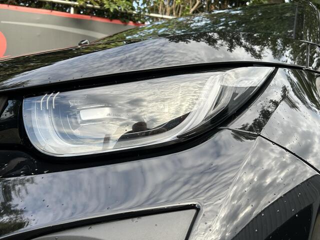 BMW i3 Basis 94Ah 33 kWh - Navigatie - Climate Control - Schuif/kantel Dak - SOH 86%