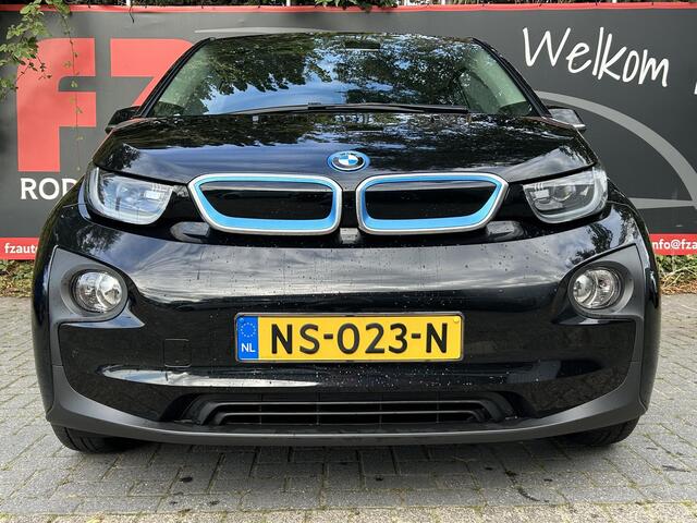 BMW i3 Basis 94Ah 33 kWh - Navigatie - Climate Control - Schuif/kantel Dak - SOH 86%