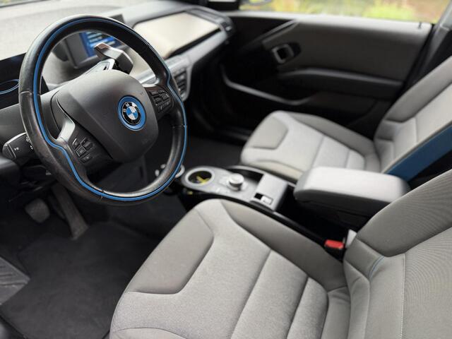 BMW i3 Basis 120Ah 42 kWh | PDC | Navi | Nieuwe Service & APK | Geen Afleverkosten |