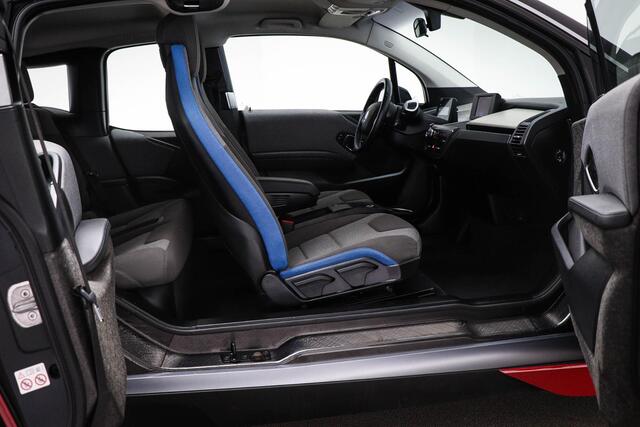 BMW i3 Basis 120Ah 42 kWh | SOH 91% | LED | AIRCO | 19"