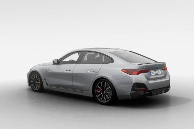 BMW i4 eDrive35 M Sport Edition | M Sport Pro | Comfort Pack | Adaptieve LED koplampen en laser achterlichten