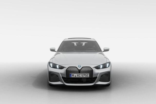 BMW i4 eDrive40 M Sport Edition | M Sport Pro | Comfort Pack | Adaptive LED headlights and laser backlights