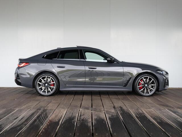 BMW i4 M50 | High Executive | M Sportpakket Pro | Verwarmd Stuurwiel | Comfort Access | Schuif-/kanteldak | Harman Kardon | Parking Assistant Plus