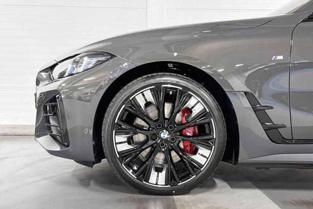 BMW i4 eDrive35 | M-Sport Pro | Comfort Pack | Hifi System | Schuif-/kanteldak | Comfort Access