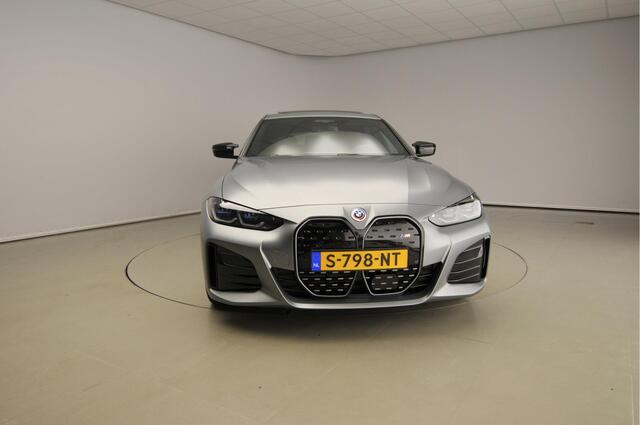 BMW i4 Gran Coupe M50 M-Sportpakket | Laserlicht | Leder | Navigatie | Schuifdak | Elektr. zetels | Keyles go | DAB | Harman-kardon sound | Alu 19 inch |
