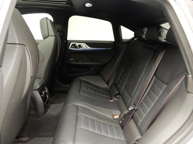 BMW i4 Gran Coupe M50 M-Sportpakket | Laserlicht | Leder | Navigatie | Schuifdak | Elektr. zetels | Keyles go | DAB | Harman-kardon sound | Alu 19 inch |