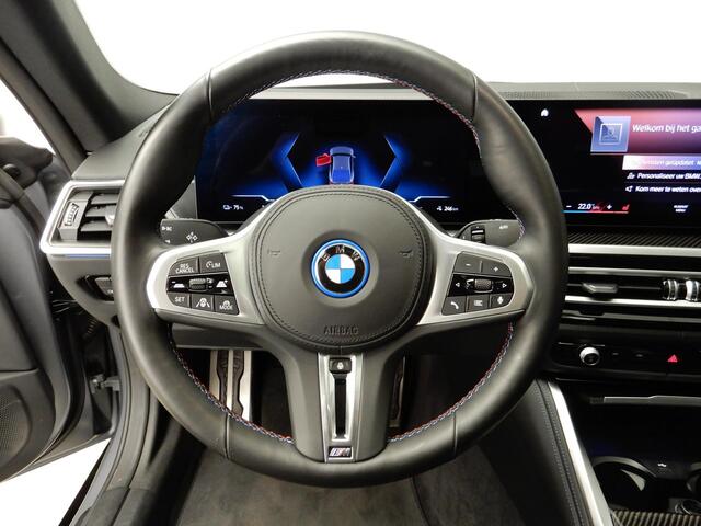 BMW i4 Gran Coupe M50 M-Sportpakket | Laserlicht | Leder | Navigatie | Schuifdak | Elektr. zetels | Keyles go | DAB | Harman-kardon sound | Alu 19 inch |