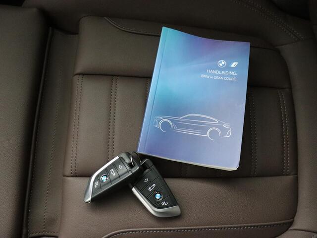 BMW i4 M50 High Executive 84 kWh SoH 96! | LaserLight | Panoramadak | 360° Camera | ACC!