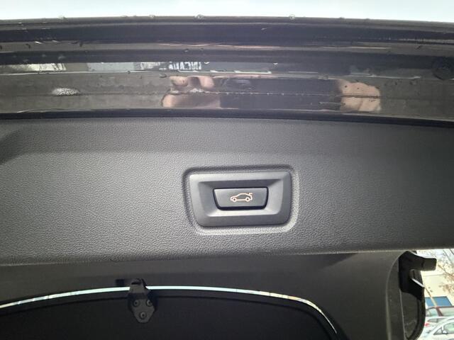 BMW i4 M50 High Executive 84 kWh Schuifdak l M-sportpakket