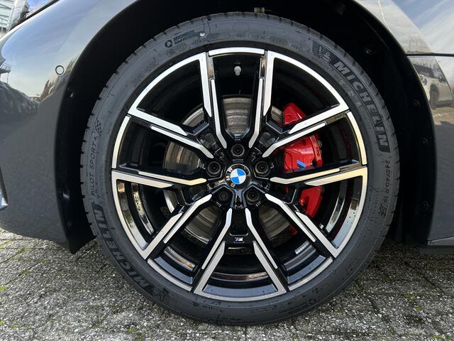 BMW i4 eDrive40 | M-Sport Pro | 19'' | S/k-dak | ACC | HiFi | Comf. Acc. | Adapt. LED | Laser achterlicht | Stuur + stoelverw. | Camera | Getint glas
