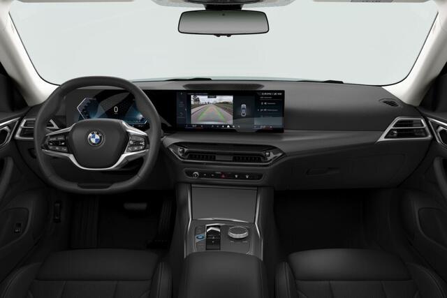 BMW i4 eDrive35 70 kWh Pure Edition