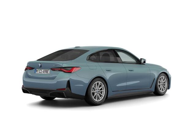 BMW i4 eDrive35 70 kWh Pure Edition