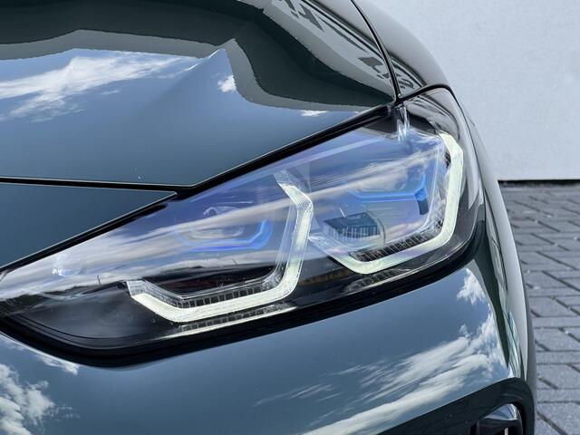 BMW i4 M50 High Executive 84 kWh Sport Pro | High Executive | Glazen schuif-/kanteldak | Stuur- en stoelverwarming | Trekhaak | Comfort Access | Laserlight | Harman Kardon | Head-Up