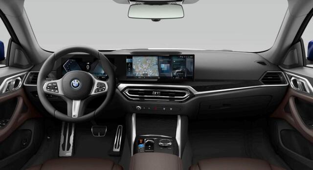 BMW i4 eDrive40 84 kWh M-Sport | Schuifdak | CoPilot | Elektr. Trekhaak