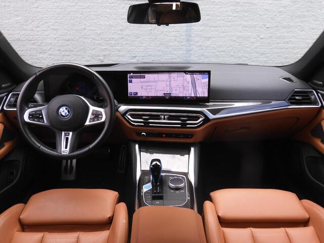 BMW i4 M50 M-SPORT/ KUIPSTOELEN/ SCHUIFDAK/ 20INCH/ HUD