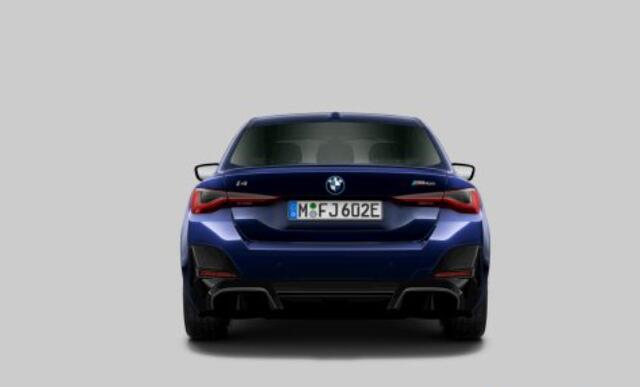 BMW i4 M50 High Executive 84 kWh Schuif/Kanteldak - Elektrisch verstelbare/verwarmde stoelen - Stuurwielrand verwarmd - Active Cruise Control - Hifi - Getinte Ruiten - M hoogglans Shadow Line -