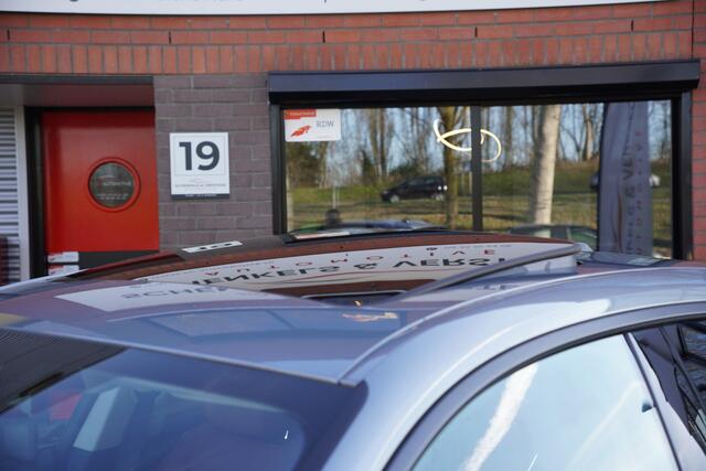 BMW i4 eDrive40 84 kWh / Kanteldak / Trekhaak / Harman-Kardon / BTW