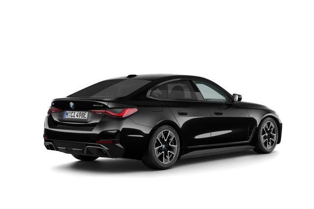 BMW i4 eDrive40 M Sport Edition 84 kWh | M Sportpakket | Innovation Pack | Comfort Pack | Showroomvoordeel | ElectricDeals
