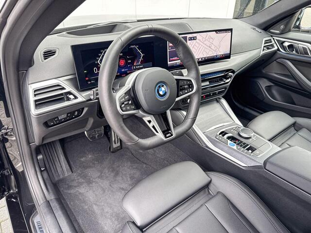 BMW i4 eDrive35 M Sport Edition | Active Cruise Control