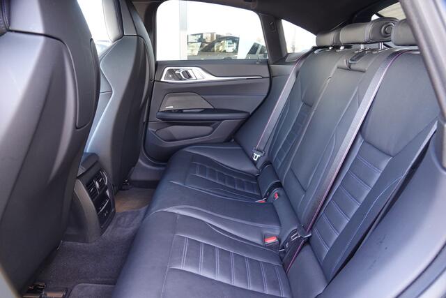 BMW i4 M50 High Executive 84 kWh | Schuif\Kanteldak | M Zetels | H&K | Memory | HUD | ACC | 20 Inch | Carbon |