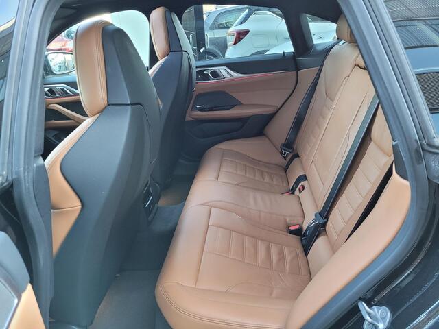 BMW i4 eDrive40 High Executive M-Sport 84 kWh | SoH 93,7% | Harman Kardon | Schuif/Kantel-Dak | Laser | Head Up |