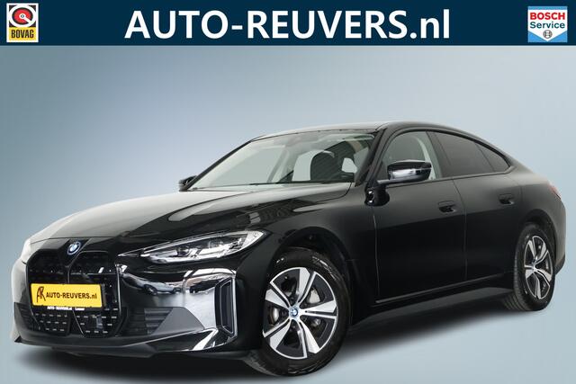 BMW i4 eDrive40 84 kWh / Navigatie / Carplay / LED / Camera / 4S banden