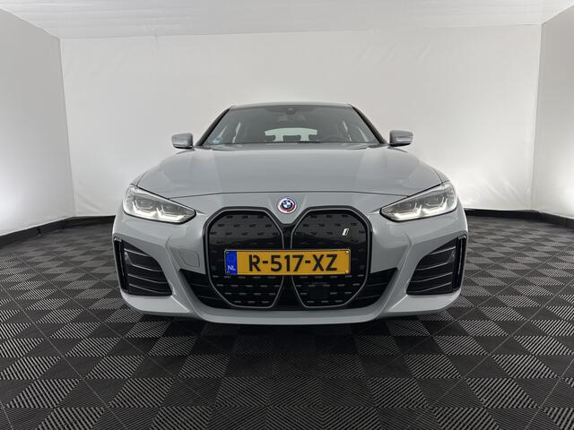 BMW i4 eDrive40 84 kWh [ 3-Fase ] (INCL.BTW) *LEATHER-MICROFIBRE | FULL-LED | ADAPTIVE-CRUISE | HEATED-SPORTSEATS | CAMERA | DAB | WIDESCREEN-DIGI-COCKPIT | NAVI-FULLMAP | ECC | PDC | 18''ALU*