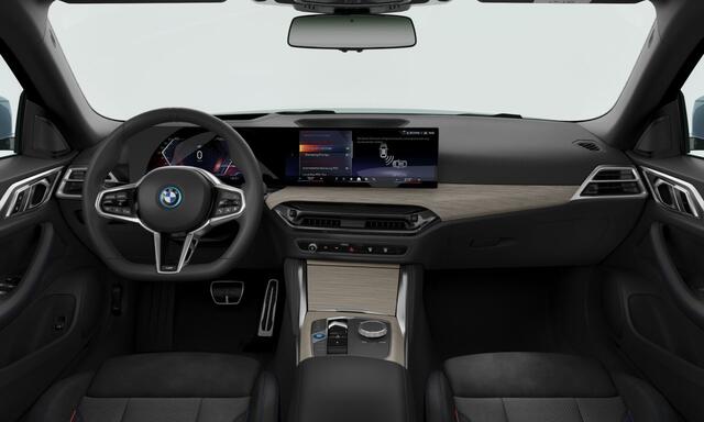 BMW i4 eDrive40 84 kWh M-Sport | Hifi | Voorbereiding Driving Assistance | Privacy Glass | Stoelverwarming |