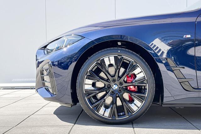 BMW i4 eDrive40 M Sport Edition 20 inch / Active Cruise Controle / Glazen schuifdak / Comfort Acces / Harman Kardon