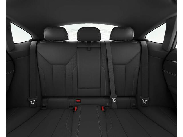 BMW i4 eDrive40 High Executive 84 kWh M Sport - Trekhaak - Panoramadak - Active Cruise Control - Hifi - Verwarmde voorstoelen - BMW Laserlight - Ambiance verlichting - M hoogglans Shadow Line -