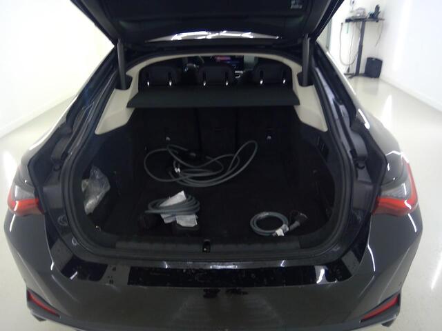 BMW i4 eDrive40 SOH 96,5% 84 kWh Origineel NL 1e Eigenaar