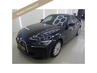 bmw-i4-edrive40-soh-96,5--84-kwh-or