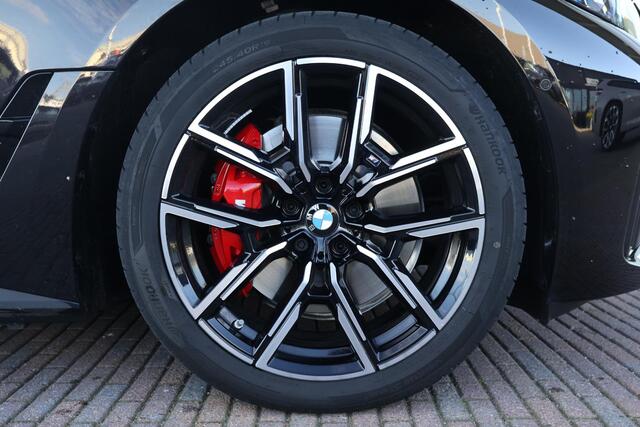 BMW i4 eDrive40 M Sport Edition 84 kWh M Sportpakket Pro/ Rubin-Metallic Individual Special Request Lakkleur/ Harman-Kardon/ Trekhaak/ Driving Assistant Professional