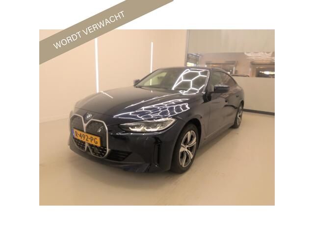 BMW i4 eDrive40 84 kWh SOH 97% Origineel NL 1e Eigenaar BTW