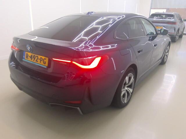 BMW i4 eDrive40 84 kWh SOH 97% Origineel NL 1e Eigenaar BTW