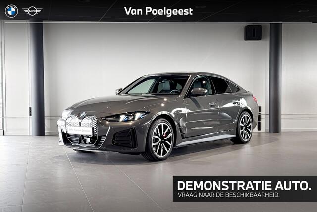 BMW i4 eDrive40 M Sport Edition | Glazen Panoramadak | Stoelverwarming | Harman Kardon |