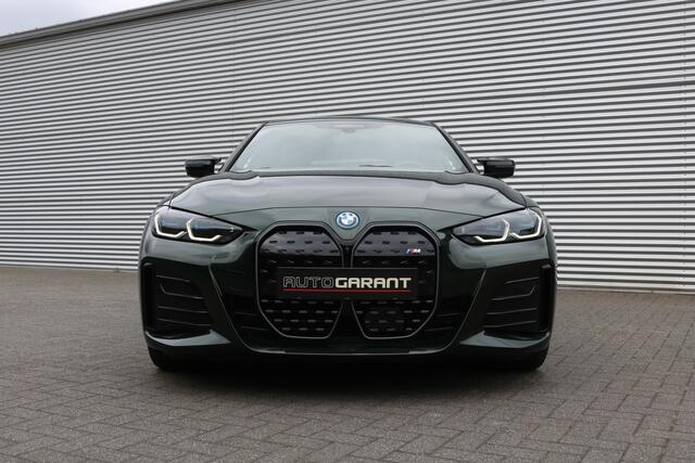BMW i4 M50 High Executive 84 kWh 544PK (Schuifdak Sportleder/Memory/Ventilatie Carplay HeadUp HarmanKardon ACC Laser Keyless 360Camera Trekhaak 19Inch PrivacyGlass)