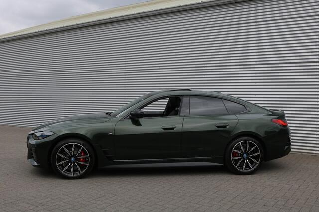 BMW i4 M50 High Executive 84 kWh 544PK (Schuifdak Sportleder/Memory/Ventilatie Carplay HeadUp HarmanKardon ACC Laser Keyless 360Camera Trekhaak 19Inch PrivacyGlass)