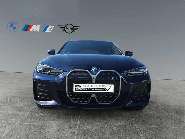 BMW i4 eDrive40 M-SPORT 84 kWh (250kW/340pk) ** LEDER, H&K SOUND, VERW. ST, 18-inch LMV ** 1e EIG - UNFALLFREI ** ** INFORMEER OOK NAAR ONZE AANTREKKELIJKE FINANCIAL-LEASE TARIEVEN **