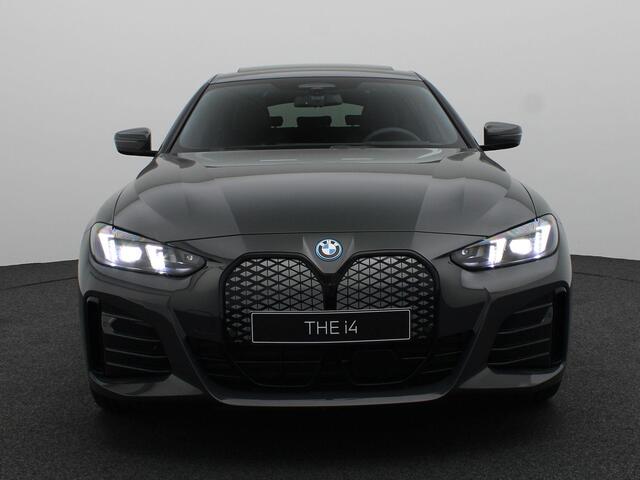 BMW i4 eDrive35 High Executive | M Sportpakket Pro | Innovation Pack | Comfort Pack | Trekhaak | Showroom Selection