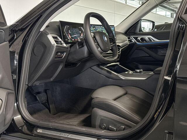BMW i4 eDrive35 70 kWh