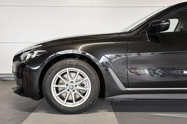 BMW i4 eDrive35 70 kWh