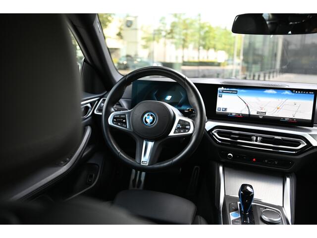 BMW i4 eDrive40 M Sport / Live Cockpit Plus / Parking Assistant / Cruise control / Widescreen Display