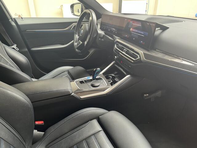 BMW i4 M50 High Executive 84 kWh | 19" | CoPilot | Lederen dash | Harman Kardon | Carbon int.lijsten | Trekhaak | M-Sport Plus Pack