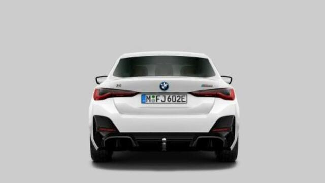 BMW i4 M50 High Executive 84 kWh Trekhaak - Active Cruise Control - Hifi - Elektrisch verstelbare/verwarmde stoelen - Stuurwielrand verwarmd - Getinte Ruiten - BMW Laserlight - BMW Drive Recorder -
