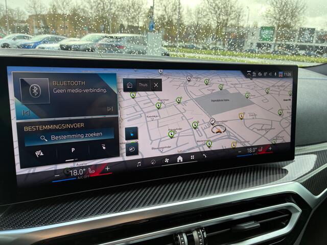 BMW i4 eDrive35 High Executive 70 kWh / Trekhaak / Schuifdak / 360Camera / Head-up / Harman Kardon / Leder / 19'' / Keyless / Sfeerverlichting / Stuur+Stoelverwarming / Dodehoek / DAB / ACC