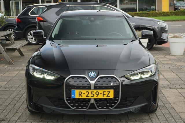 BMW i4 eDrive40 84 kWh | 94% Soh | ACC | HIFI – foto 6